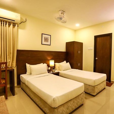 Blu Ivy Serene Serviced Apartment Chennai Exteriör bild