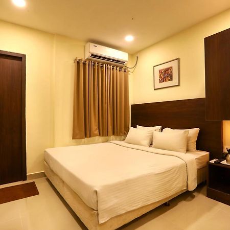Blu Ivy Serene Serviced Apartment Chennai Exteriör bild